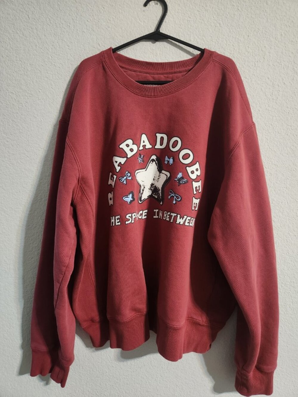 Beabadoobee The Space Between Red Graphic Sweatshirt 2XL Mens Tour Merch